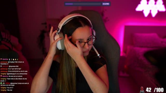 AClarinha playing Just Chatting - Live Casino Stream