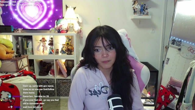 ashweezs playing Just Chatting - Live Casino Stream