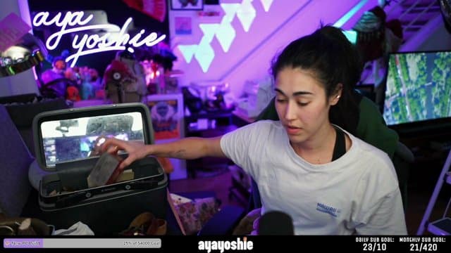 AyaYoshie playing Just Chatting - Live Casino Stream