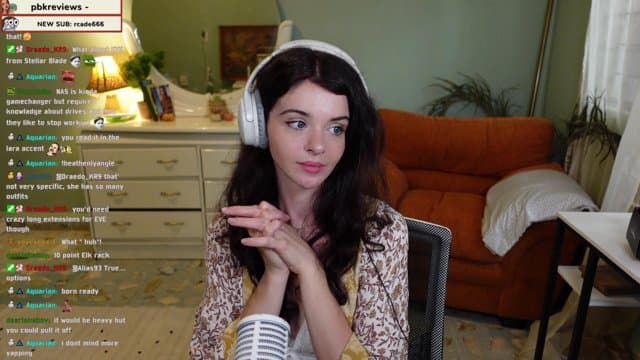 ChloeLock playing Just Chatting - Live Casino Stream