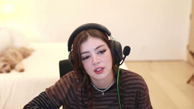 chrissyofficial playing League of Legends - Live Casino Stream
