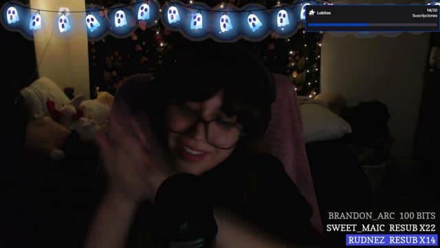 CristinaWolf230 playing Just Chatting - Live Casino Stream