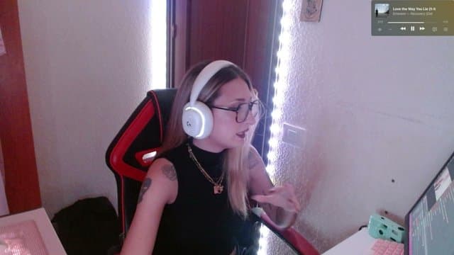 DonnieColibri playing Just Chatting - Live Casino Stream