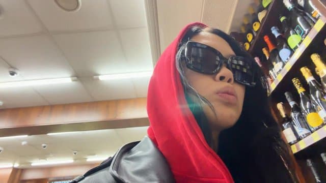 ELIZZISH playing Just Chatting - Live Casino Stream