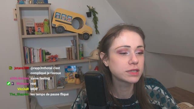 Emmodem playing Just Chatting - Live Casino Stream