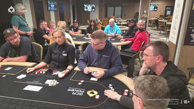 gca_poker playing Poker - Live Casino Stream