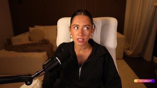 iambaylee playing Just Chatting - Live Casino Stream