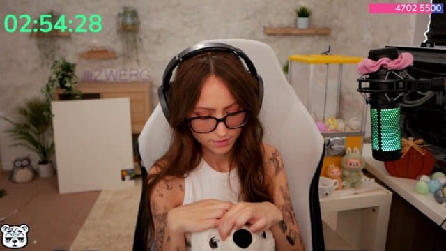 iiizwerg playing Just Chatting - Live Casino Stream
