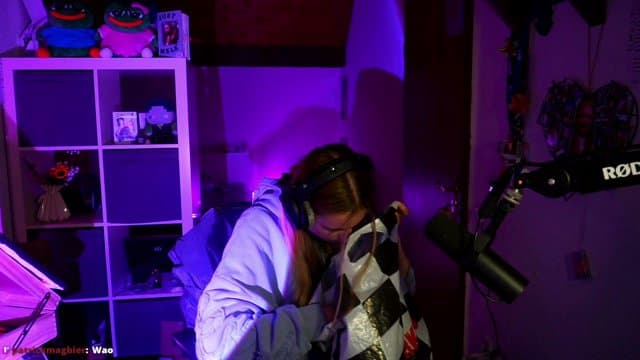 JustNele playing Just Chatting - Live Casino Stream