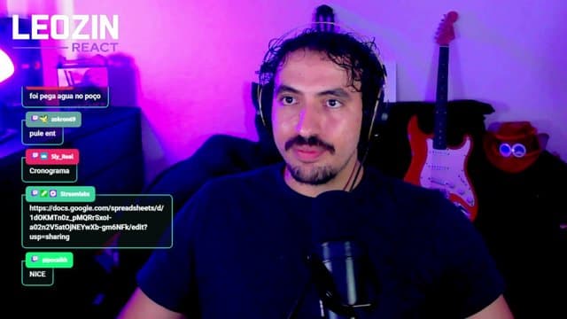 LeoziinReact playing Just Chatting - Live Casino Stream