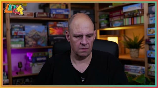 Luzapalooza playing Board Games - Live Casino Stream