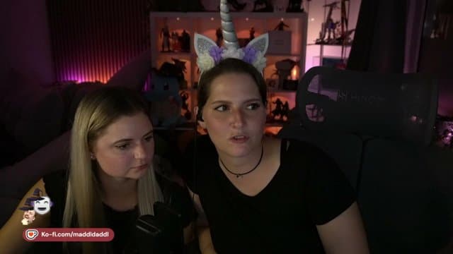 MaddlDaddl playing Just Chatting - Live Casino Stream