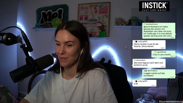 meloonie24 playing Just Chatting - Live Casino Stream