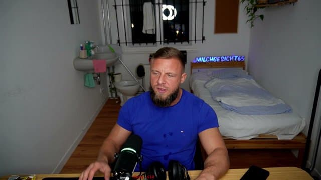 milchgesicht65_ playing Just Chatting - Live Casino Stream