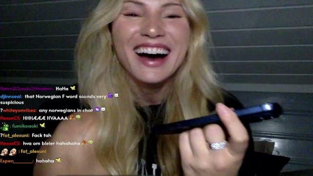 okjudi playing Just Chatting - Live Casino Stream