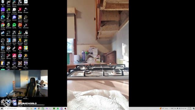 pjclay playing Just Chatting - Live Casino Stream