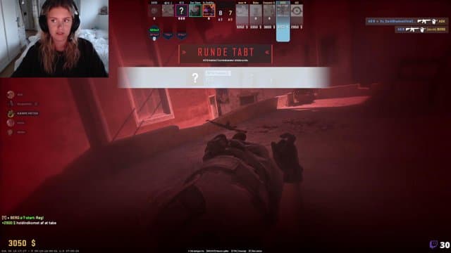 Regnbuee playing Just Chatting - Live Casino Stream