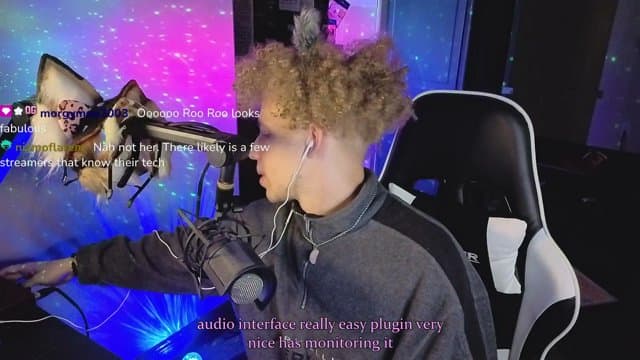reuxbi playing Just Chatting - Live Casino Stream