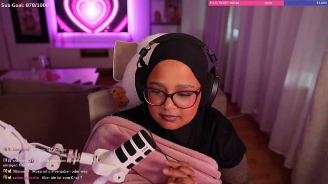 Satralah playing Just Chatting - Live Casino Stream