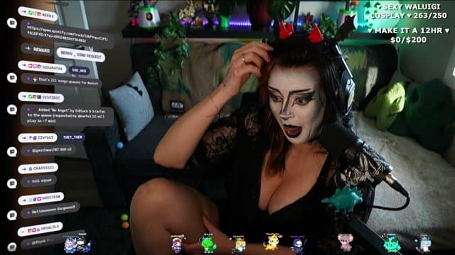 Squamatha playing Just Chatting - Live Casino Stream