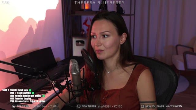 TheresaBlueberry playing Just Chatting - Live Casino Stream
