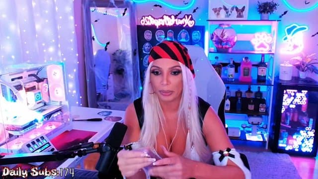 XmarkstheSpot26 playing Just Chatting - Live Casino Stream