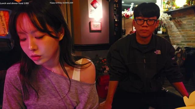 Yunicorn19 playing Just Chatting - Live Casino Stream