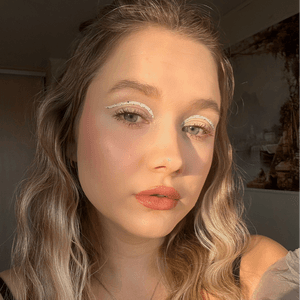 alinaa_zu playing Just Chatting - Live Casino Stream