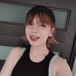 Carolinyaa