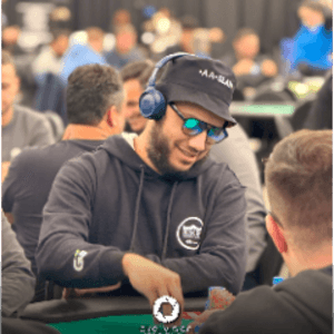 kahn2015 playing Poker - Live Casino Stream