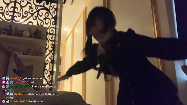 b_pao playing Just Chatting - Live Casino Stream