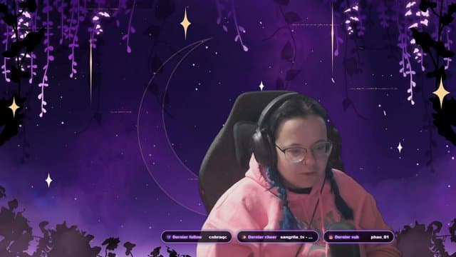 CassyQC_ playing Just Chatting - Live Casino Stream