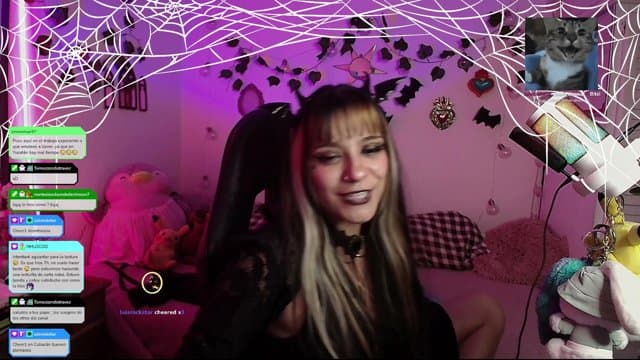 Denimoon7 playing Just Chatting - Live Casino Stream