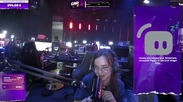 Emmashtream playing Just Chatting - Live Casino Stream