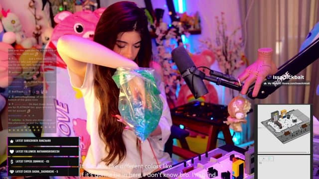 issaclickbait playing Just Chatting - Live Casino Stream