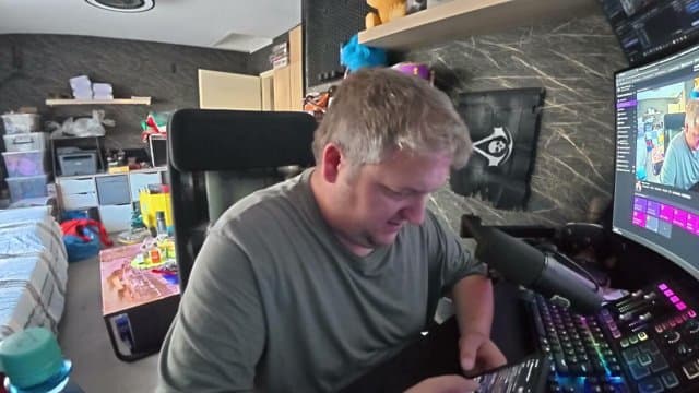 iTryToCollect playing Just Chatting - Live Casino Stream