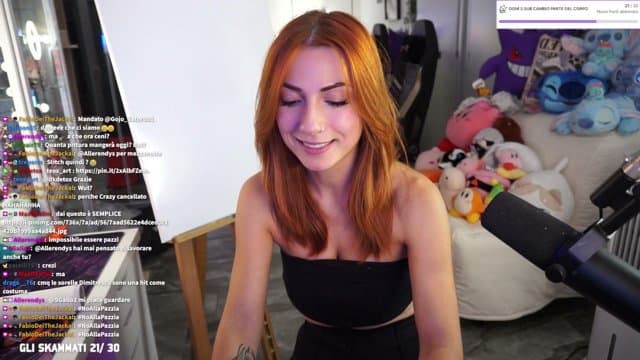 KasumiSen playing Just Chatting - Live Casino Stream
