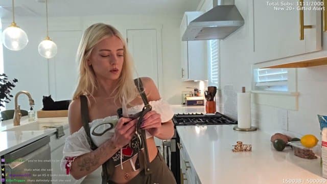 kattpaccino playing Just Chatting - Live Casino Stream