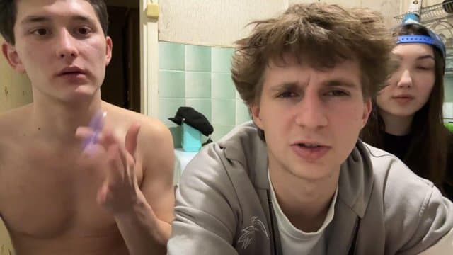 leshiy699 playing Just Chatting - Live Casino Stream