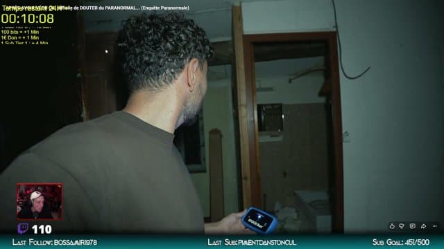MikeDyson21 playing Just Chatting - Live Casino Stream