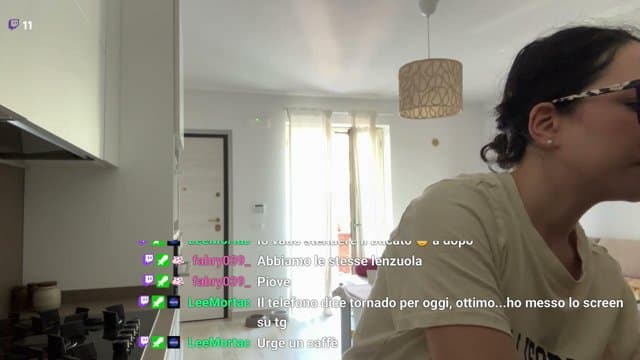 Rosemgrace_ playing Just Chatting - Live Casino Stream