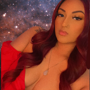 itz_bellaredd