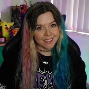 AllieStephens Offline Background
