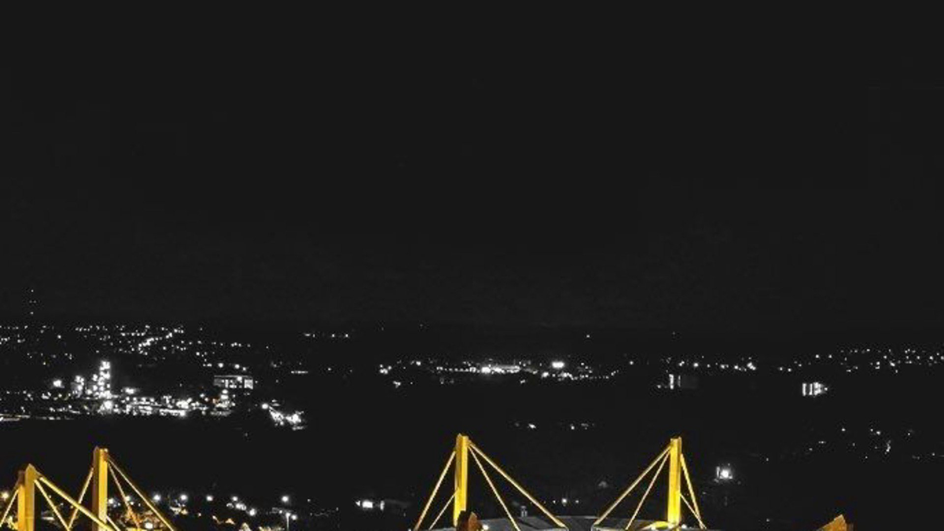 lukaplays99 Offline Background
