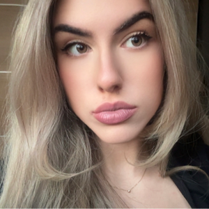 Lovlyria