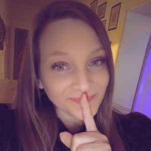 Frau_Nini