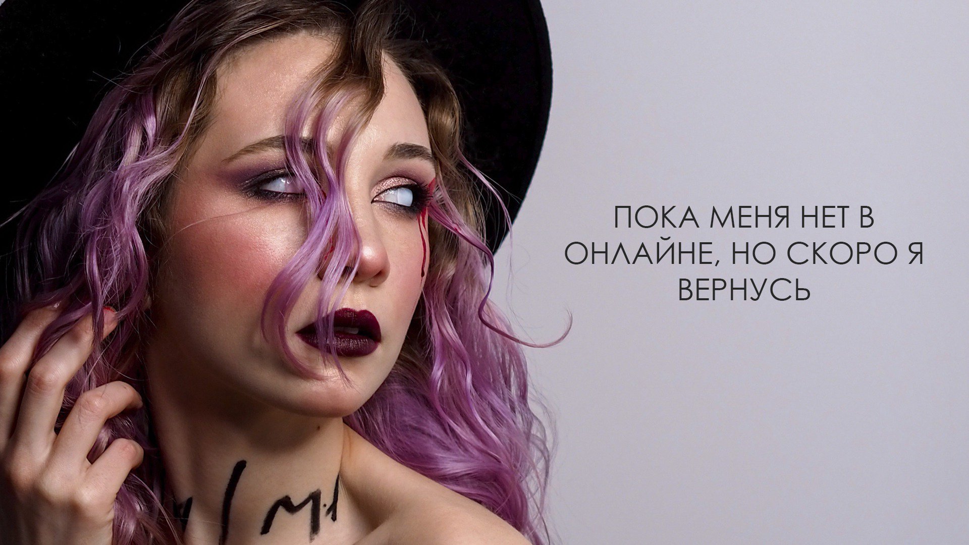 martikonis_tatiana Offline Background