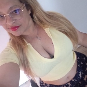 mae_joga45