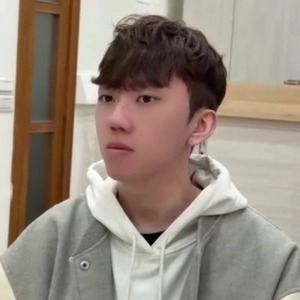 阿黎_