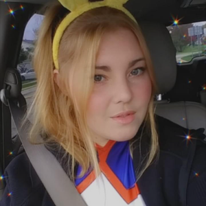 hayleyquinn_